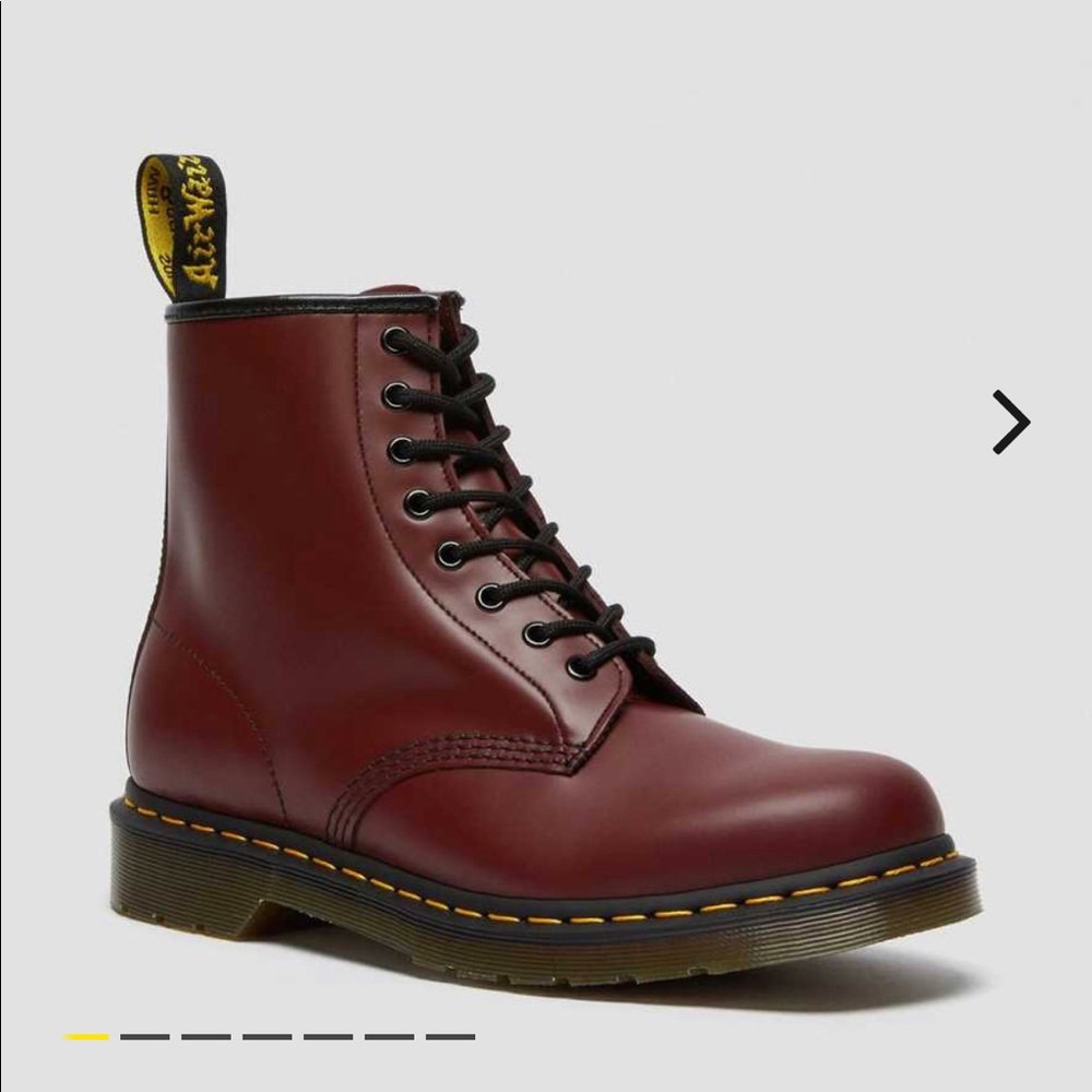 Dr. Martens 1460 SMOOTH LEATHER LACE UP BOOTS